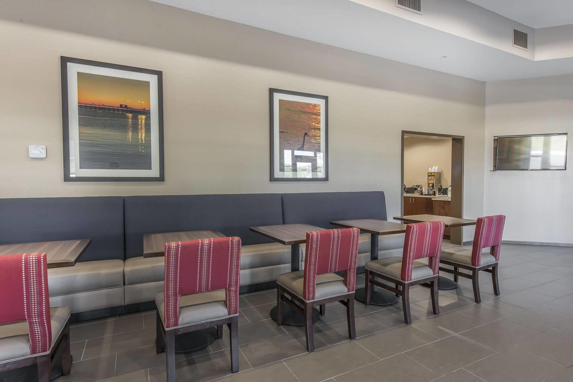 Comfort Suites Dunnellon Near Rainbow Springs Dış mekan fotoğraf